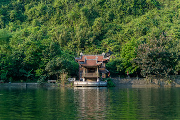 Fototapeta na wymiar Vietnamese Temple on a Lake