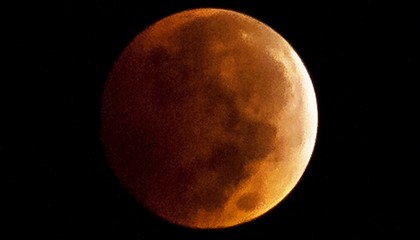 Fototapeta premium Blood Moon Eclipse Natchez MS 2014