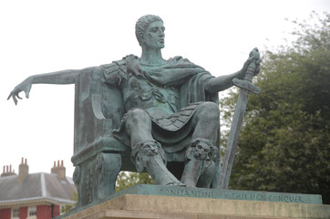 Fototapeta na wymiar Constantine the Great Statue in York