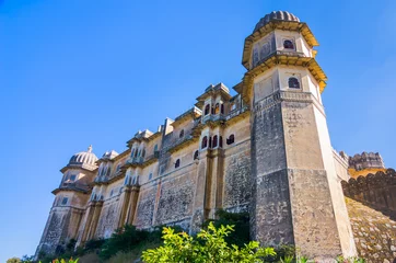 Zelfklevend Fotobehang Vestingwerk Kumbhalgarh Fort in Rajasthan, een van de grootste forten in India