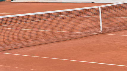 Spuren am Tennisplatz - Linien