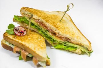  sandwich with salmon
