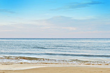 Fototapeta na wymiar Beach with blue sky, Wave, view to sea and Cloud