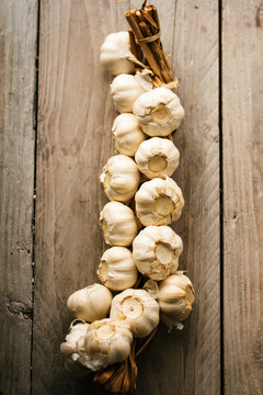 A string of garlic
