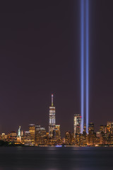 Statue of Liberty and Freedom Tower Tribute In Light  - obrazy, fototapety, plakaty