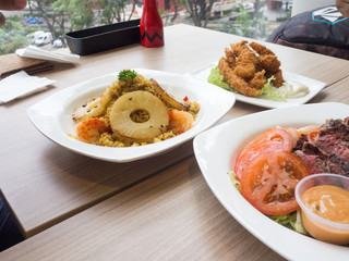 Pineapple fried rice , Fried rice with pineapple raisin shrimp , Thai food