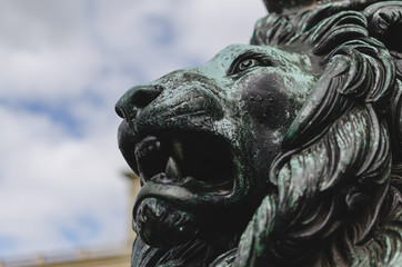 Fototapeta na wymiar Lion Face Statue