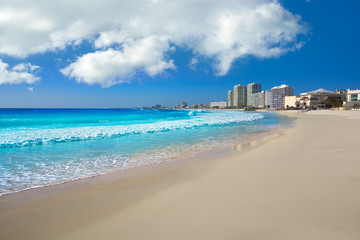 Obraz premium Cancun Forum beach Playa Gaviota Azul
