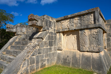 Chichen Itza snake head in Mexico