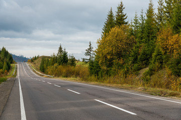 Fototapeta na wymiar Empty highway in mountains