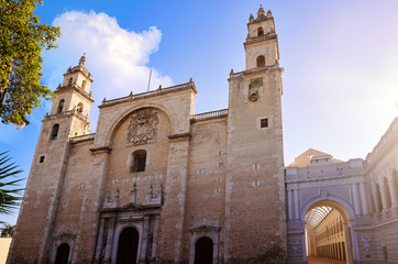 Fototapeta na wymiar Merida San Idefonso cathedral of Yucatan