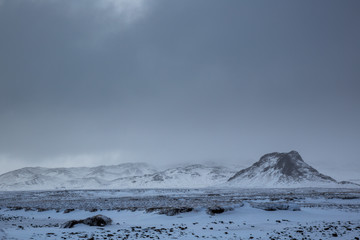 Islands Landschaft im tiefsten Winter