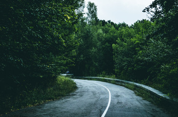 road to the mountains 