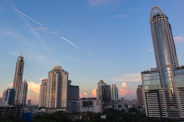 Fototapeta premium 夕暮れ・景色・都会