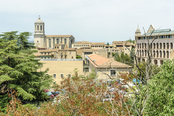 Obraz premium urban scenery of the city of Gerona, Spain.