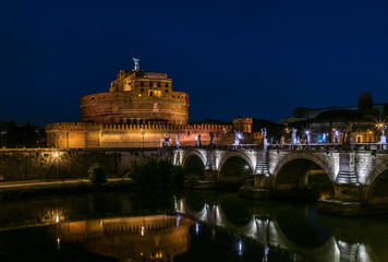Fototapeta na wymiar Saint Angelos Castel at night