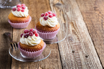 Candied cranberries and cream cheese  cupcakes