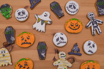 Holiday gingerbread cookies for Halloween. Delicious Halloween Tradition
