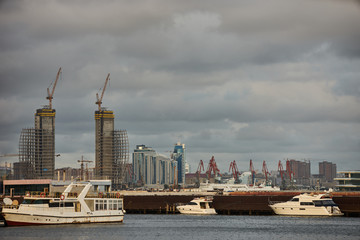 Naklejka premium Baku Cityscape from Caspian sea
