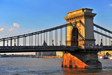 Obraz premium Chain bridge on sunset, Budapest city