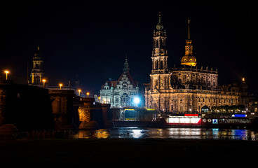 Dresden bei Nacht, Sachsen, Deutschland