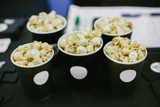Caramel popcorn.