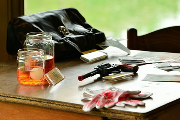 fantasmi e zombie si preparano per la notte di halloween