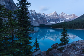 Obraz na płótnie Canvas Early Morning at Moraine Lake in Banff National Park