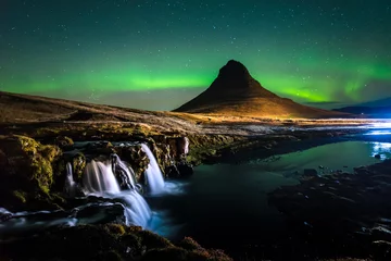 Photo sur Plexiglas Kirkjufell La lumière du nord