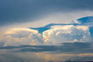 Naklejka premium Clouds 