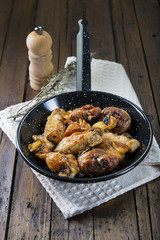 Pollo frito al estilo de la abuela, carne blanca saludable para la comida