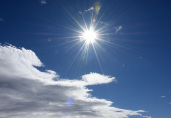 Naklejka na ściany i meble 台風一過で広がり始めた 青空と眩しい太陽（好天、好転、良い方向に向かうなどイメージ）