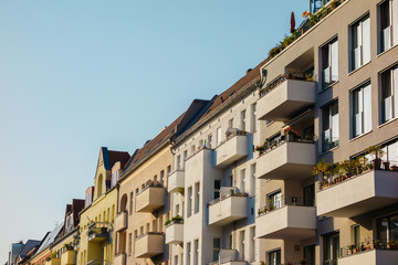 Fototapeta na wymiar houses in a street at berlin