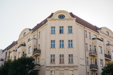 Fototapeta premium typical corner building in berlin