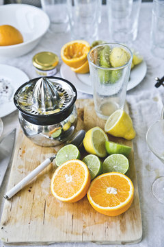 Preparing cocktails