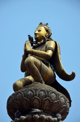 Fototapeta premium Sculpture of Garuda in front of the Vishnu temple in Patan, Nepal