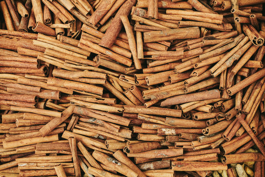 Cinnamon sticks on the market
