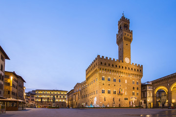 Fototapeta na wymiar Piazza della Signoria in front of the Palazzo Vecchio in Florence, Italy