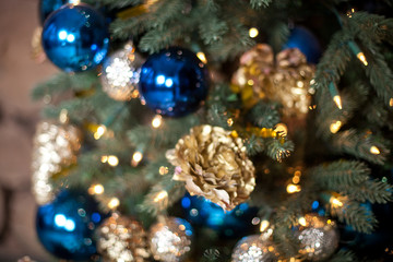 Fototapeta na wymiar Christmas tree with Christmas decorations