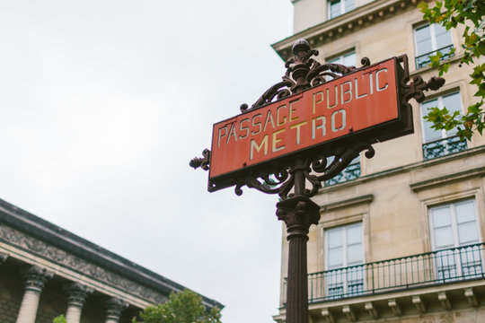 Paris Metro Sign