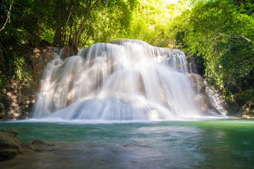 Fototapeta na wymiar Huay mae khamin waterfall Beautiful view
