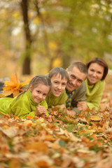 Fototapeta premium Family in autumn park