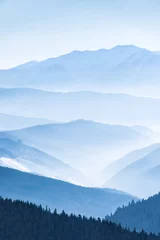Fotobehang Lanscape met blauwe bergen © MIRACLE MOMENTS