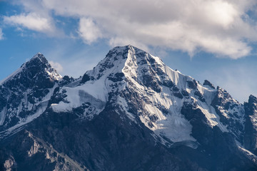 Fototapeta na wymiar Mountains range with snow-capped on the peak in Nubra Valley of Ladakh, India.