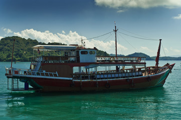 Fototapeta na wymiar boat in thailand