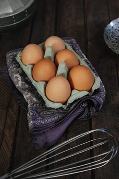 Half a dozen hens eggs.