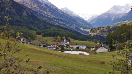 Fototapeta na wymiar Schweiz Engadin Tarasp 30