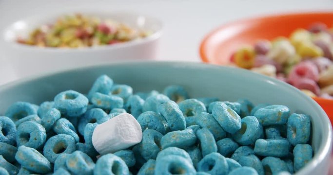 Bowls of various breakfast 