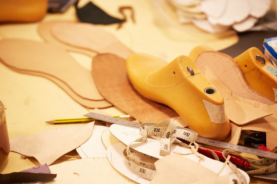 Shoemaker tools and material