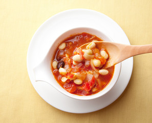 大豆とミックス豆のトマト煮